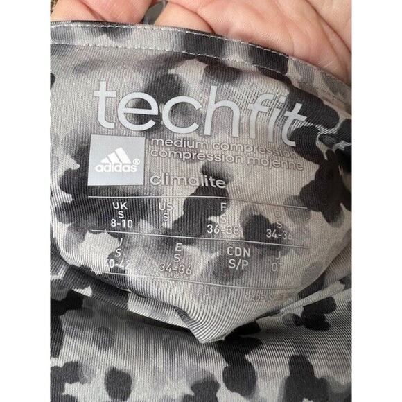 Adidas TechFit Medium Compression Climalite Gray & Black Print Leggings Size S - Picture 3 of 8